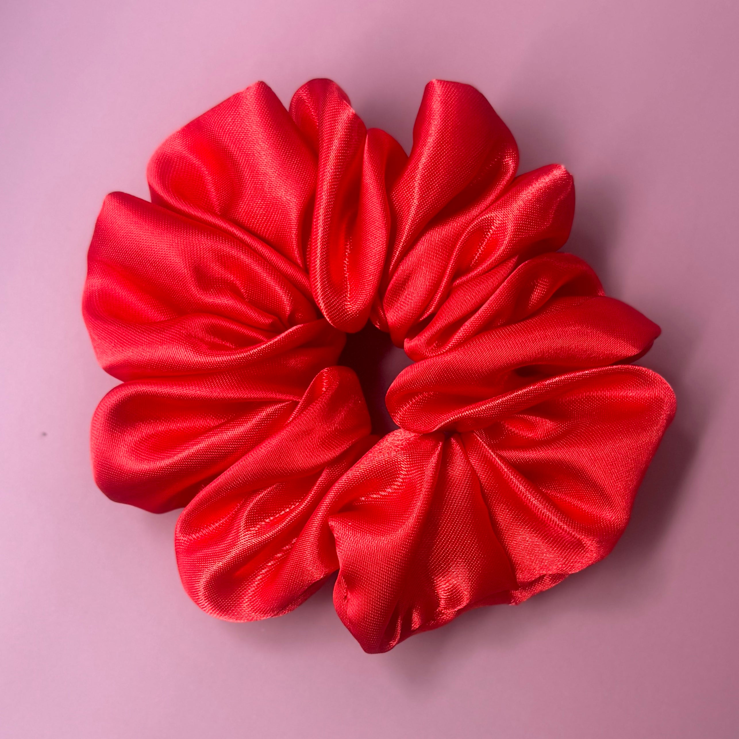 SILK SCRUNCHIES - Glam Body
