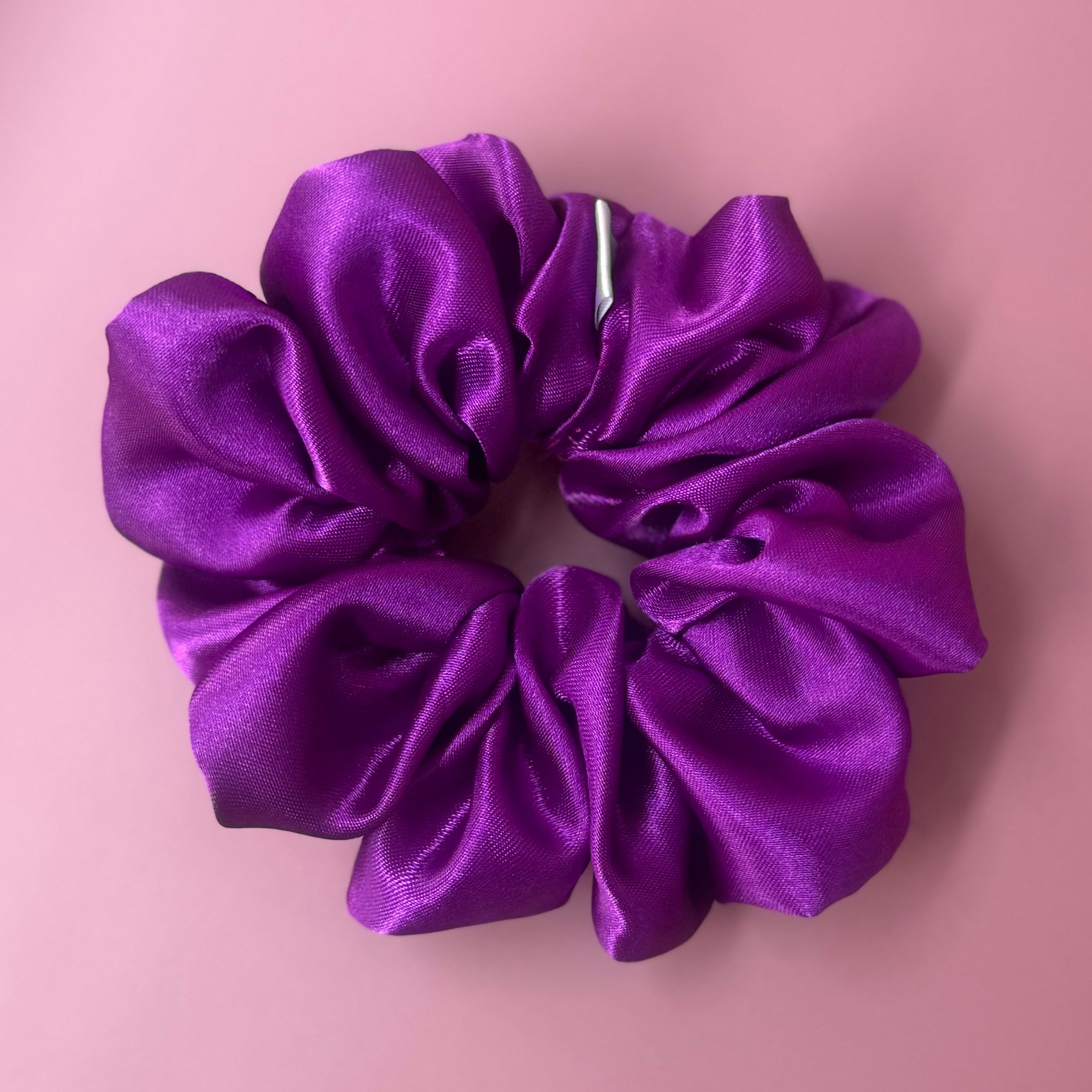 SILK SCRUNCHIES - Glam Body